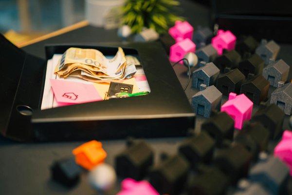 Comment créer un éclairage extérieur romantique pour une soirée en plein air ?